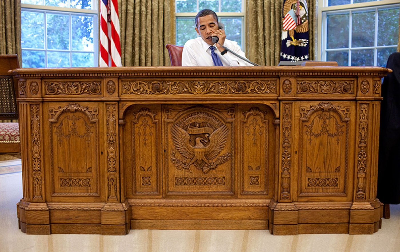 Obama resolute desk