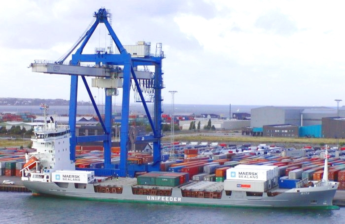 Containership being loaded