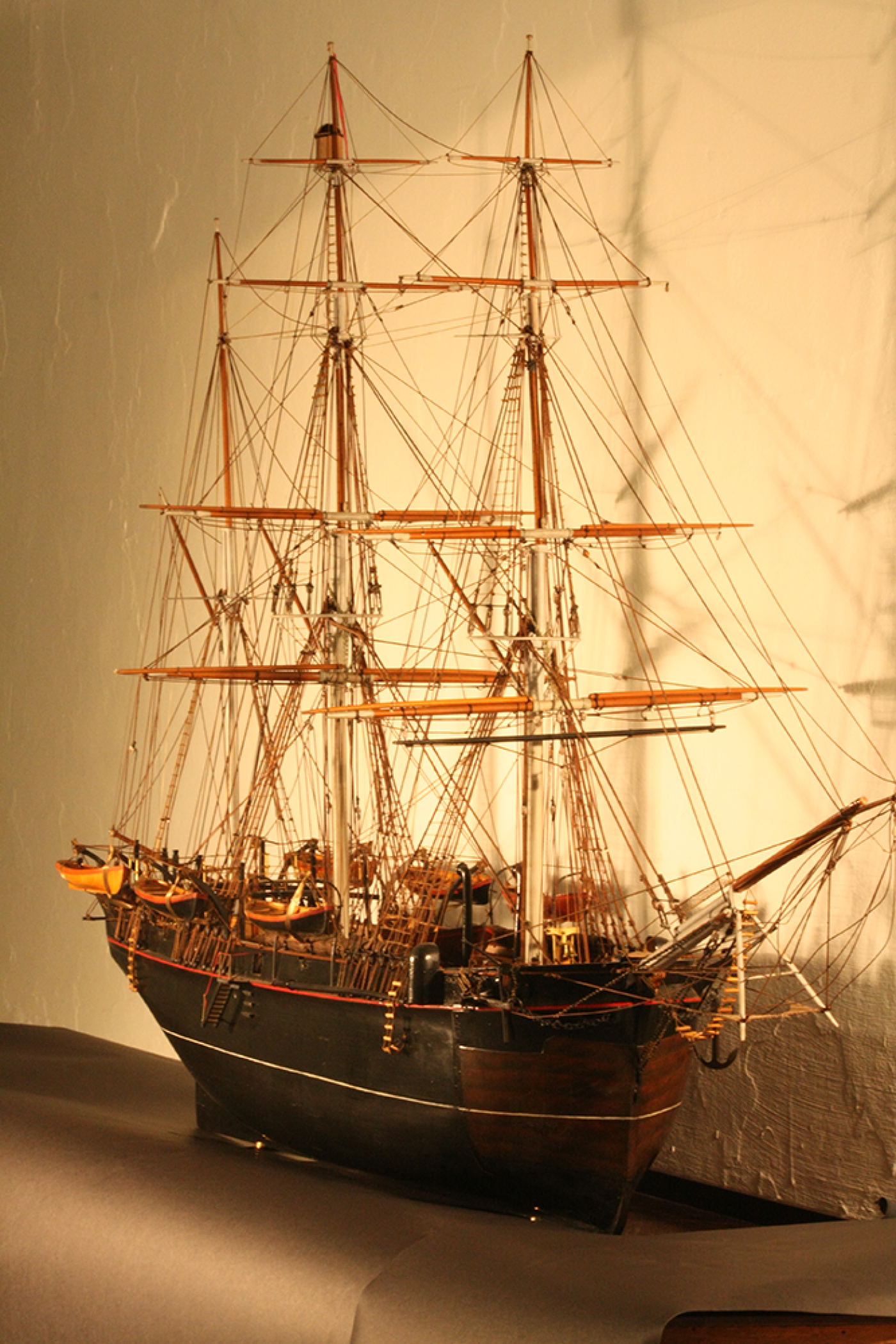 HMS Resolute model general