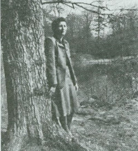 Freda Nettleton at Wokingham during the Second World War. Her father was a surveyor at Lloyd's Register. 